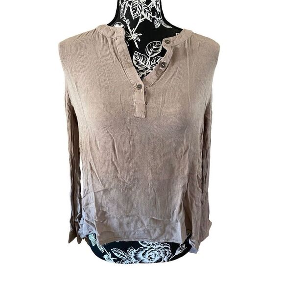 Honey Punch Long Sleeve Shirt Quarter Button - Picture 1 of 12